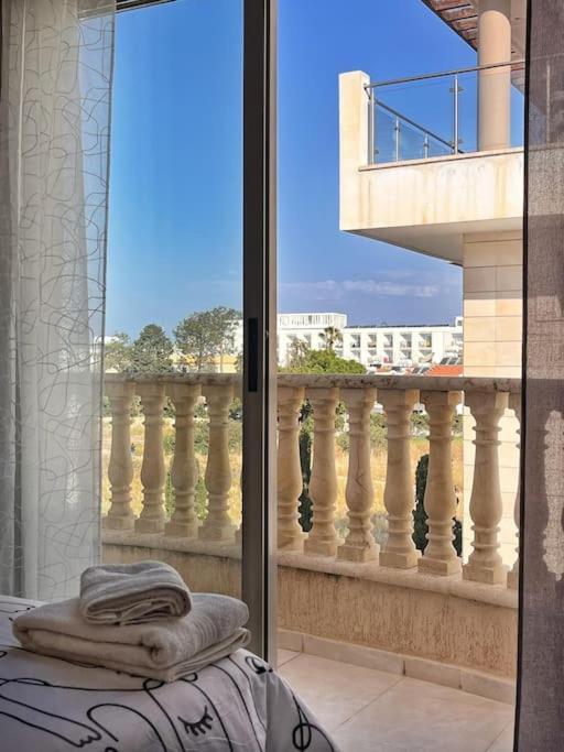 Teo Apartment Paphos Kültér fotó